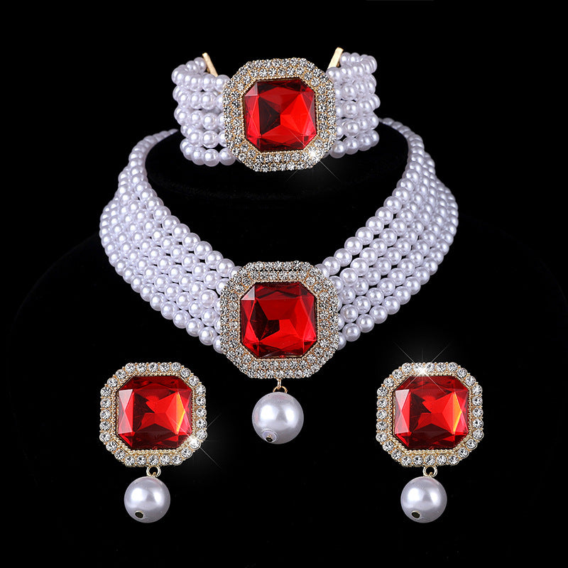 Pearl earring and necklace jewelry set