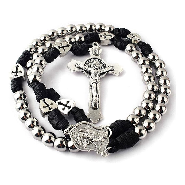 Adjustable cross pendant—a faith necklace suitable for daily prayer.
