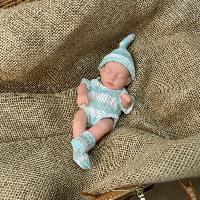 Mini silicone doll,Suitable as a birthday gift for children