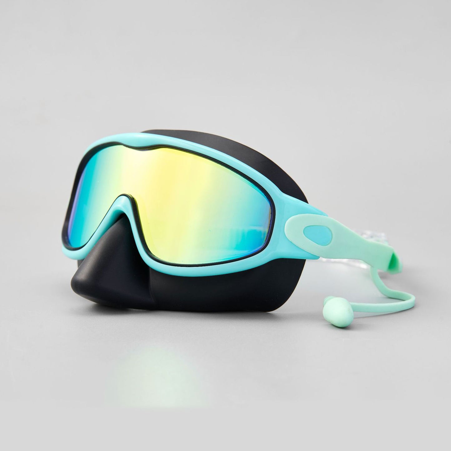 Adult Wide-Angle Anti-Fog UV-Protection Goggles (Earplugs Included)