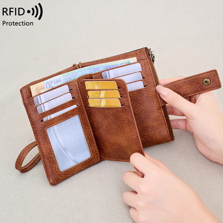 Genuine leather bi-fold card holder