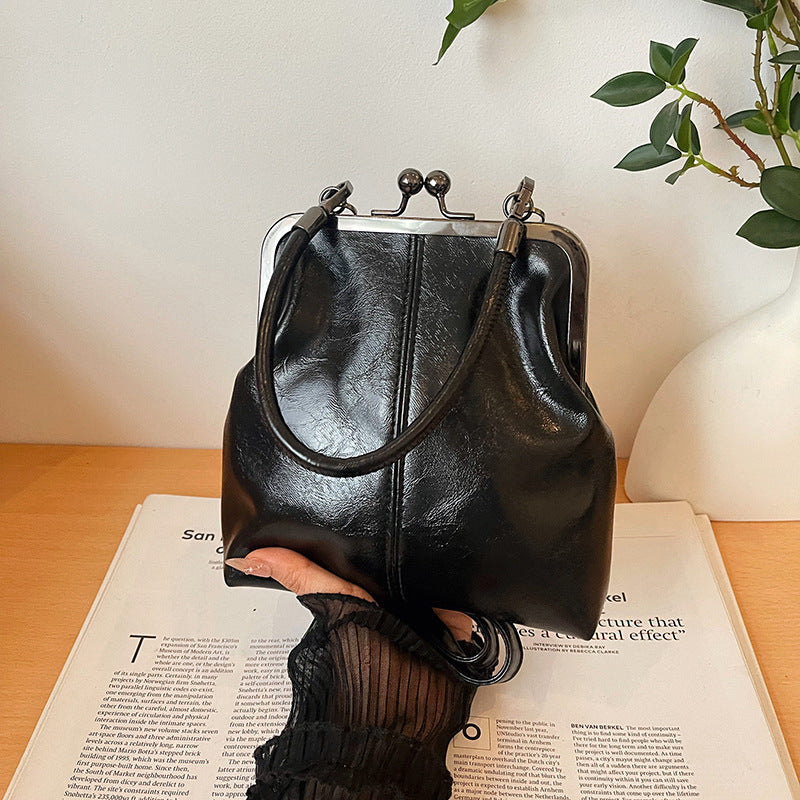 Retro style crossbody bag, fashionable and exquisite clip on bag