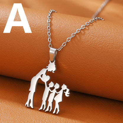 Collar con colgante de madre y tres hijos/hijas amor entre mamá y niños