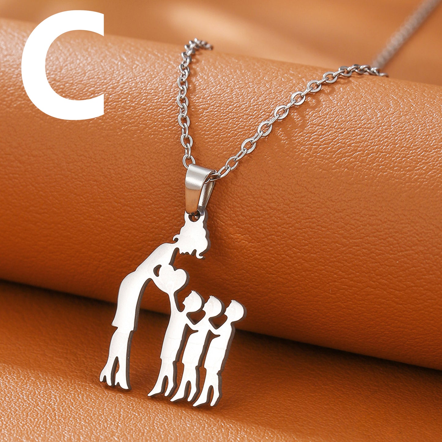 Collar con colgante de madre y tres hijos/hijas amor entre mamá y niños