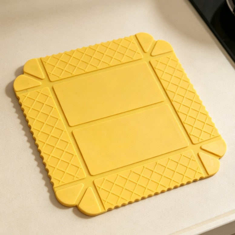 Multifunctional Foldable Magnetic Cutting Board