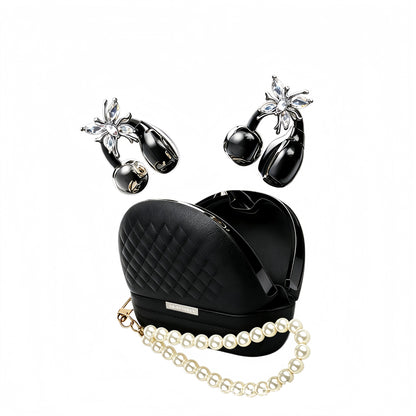 Innovative and stylish bag-style headphones