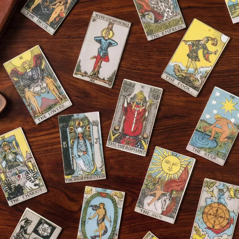 Vintage Gold Openwork Tarot Card Necklace
