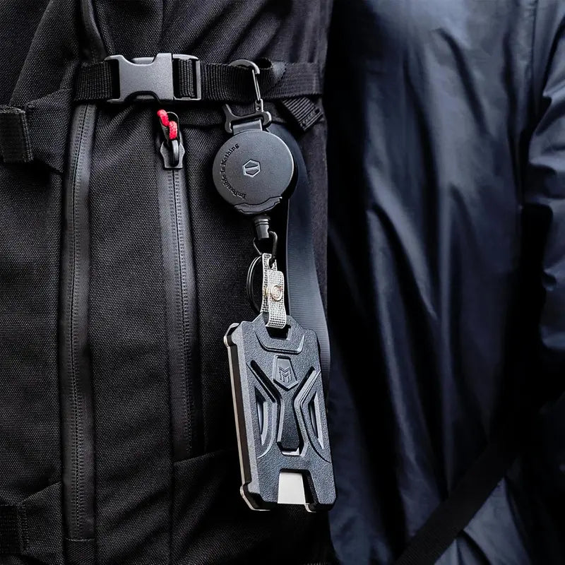 Badge Holder Retractable Clip Heavy Duty Carabiner Badge Reel Keychain with Lanyard ID Cards Holder Cool Tactical ID Holder outdoorfun