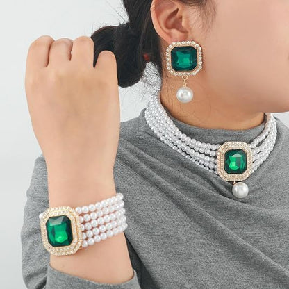 Pearl earring and necklace jewelry set