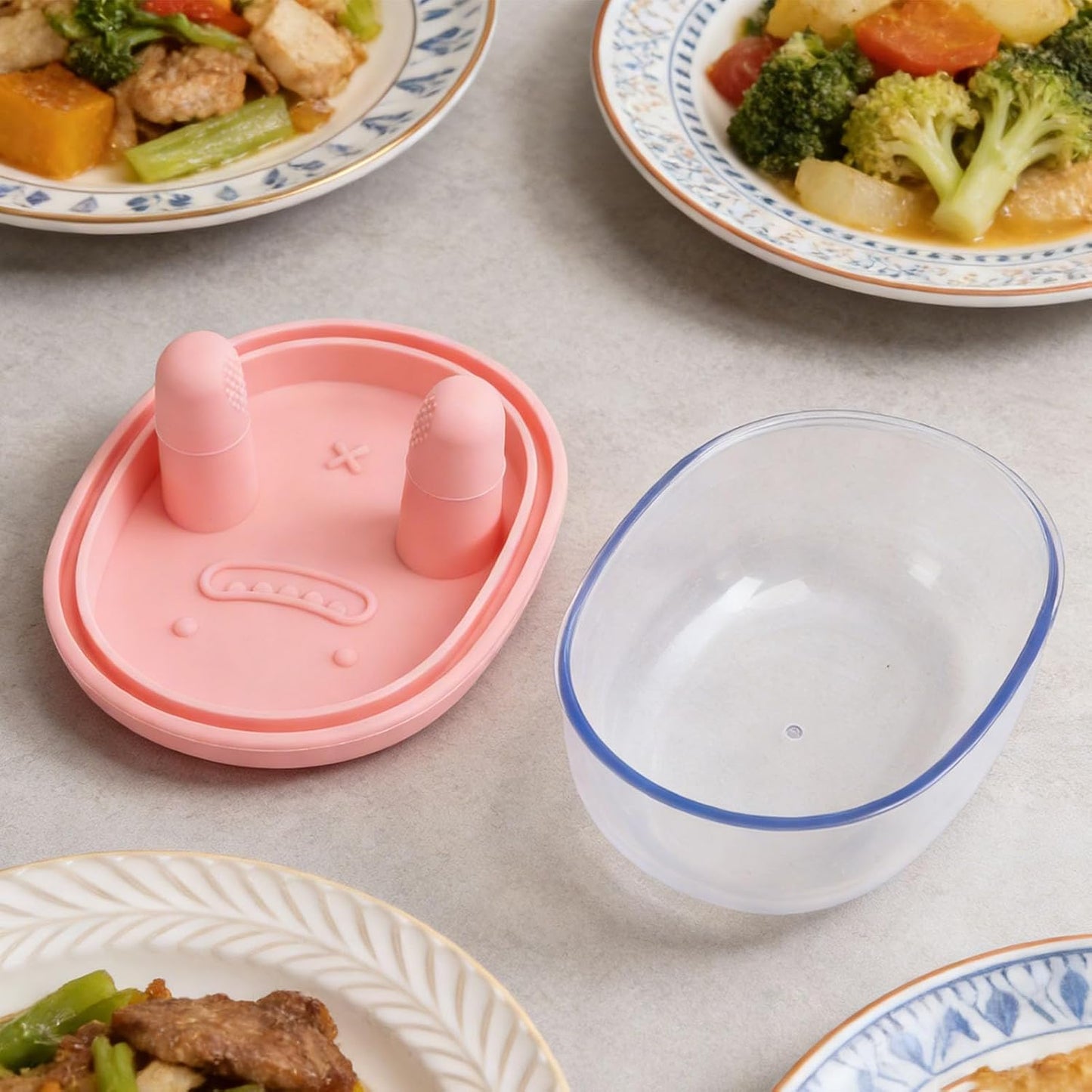 2pcs 2-in-1 No-Mess Snack Container,Lid Comes with Fingertip Cover