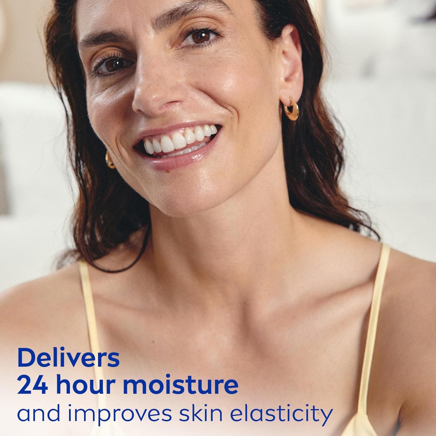 Niacinamide Neck Cream: Roller-Ball Massager for Lifting, Moisturizing, and Reducing Neck Lines
