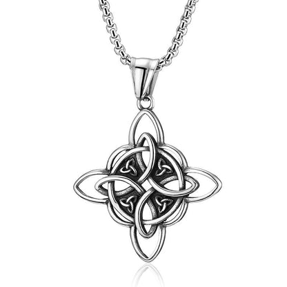 Mystical Witches Knot Necklace – Interwoven Celtic Pendant with Triquetra Trinity Symbol